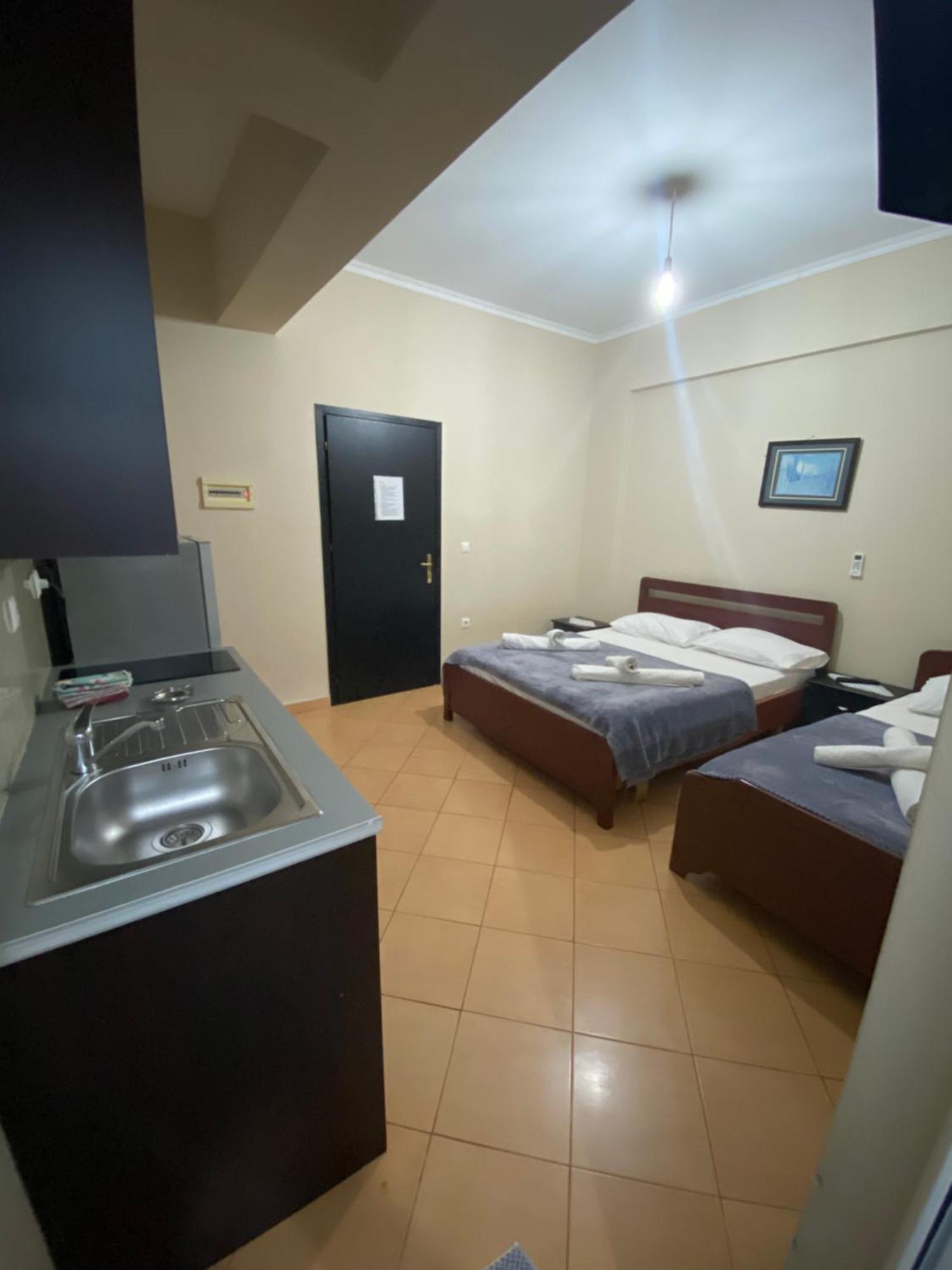 Studio Apartments Rizarjo 사밀 외부 사진
