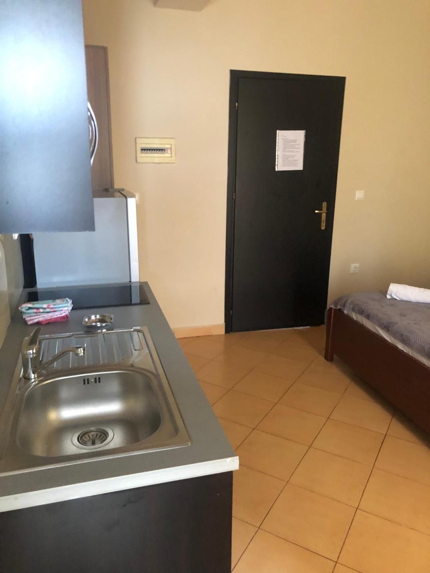 Studio Apartments Rizarjo 사밀 외부 사진