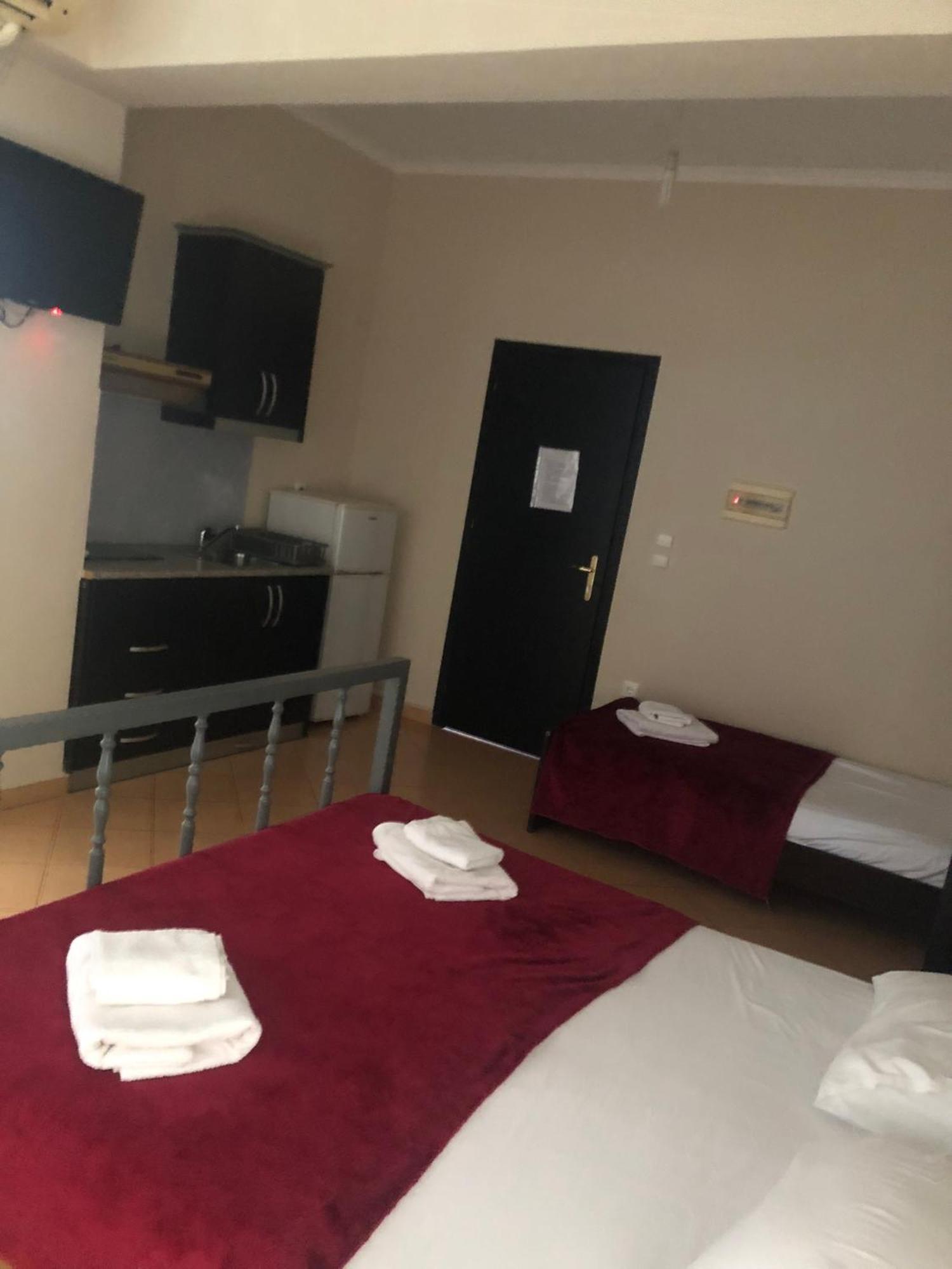 Studio Apartments Rizarjo 사밀 외부 사진
