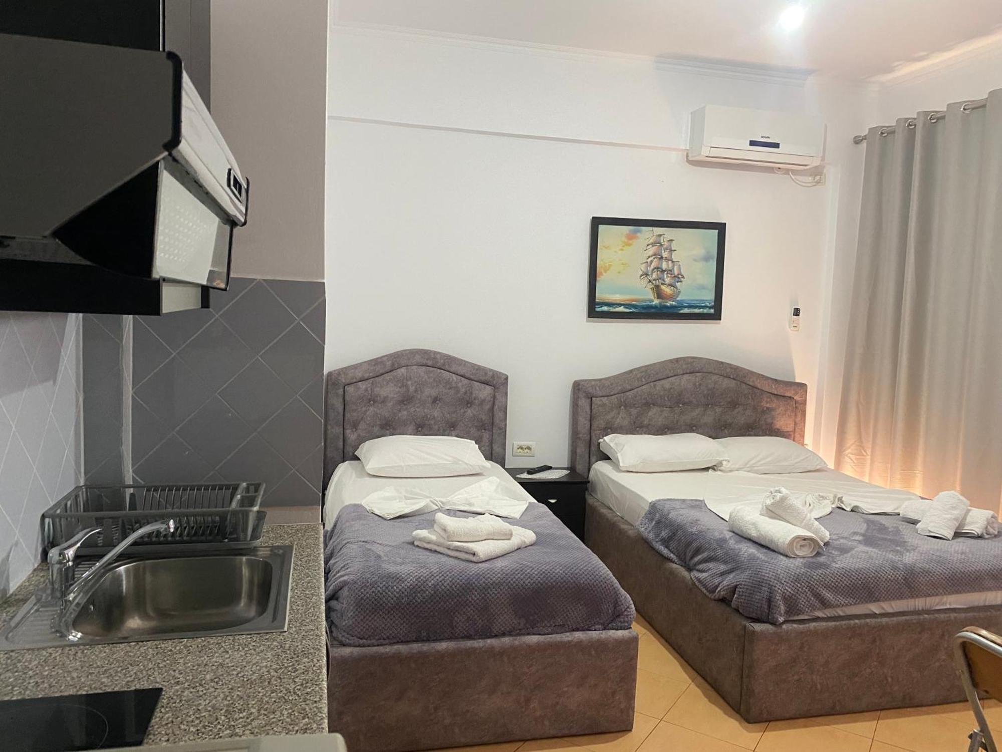 Studio Apartments Rizarjo 사밀 외부 사진